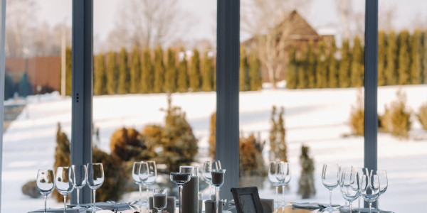 Alquiler de Espacios para Fiestas y Celebraciones Corporativas Ullastrell · Comida / Cena de Navidad